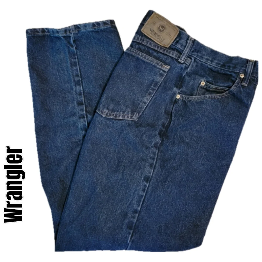 Wrangler Men's Blue Jeans Size 40 X 30